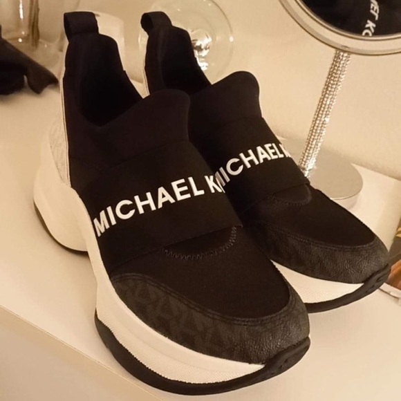 Michael Kors Olympia Logo Tape Scuba Slip-On Trainer - Picture 6 of 6